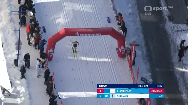 Závěr ženského závodu Ski Classics Summit 2 Senja