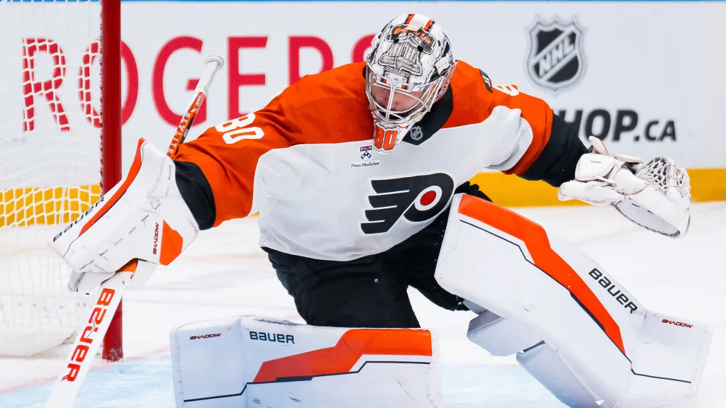 Daniel Vladař z Philadelphie v akci