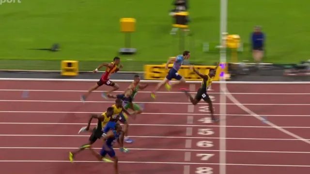 Finále mužského sprintu na 110 metrů překážek