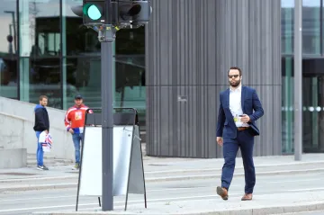 Radko Gudas na cestě na stadion