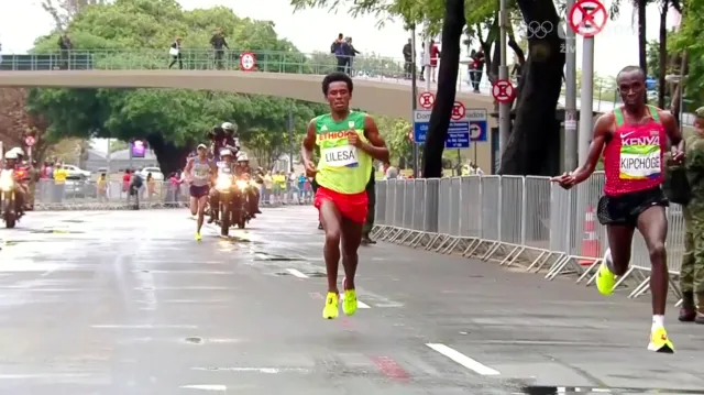 Závěr olympijského maratonu - muži