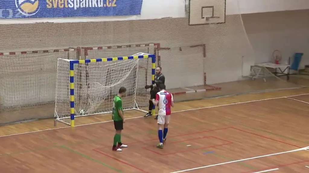 Slávističtí futsalisté vyzráli na Žabinské Vlky