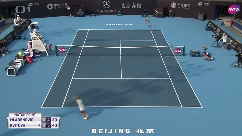 Kvitová vstoupila do turnaje v Pekingu výhrou nad Mladenovičovou
