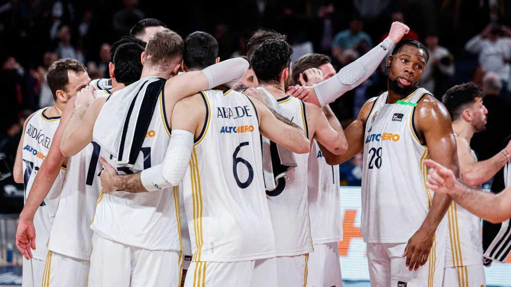 Radost basketbalistů Madridu