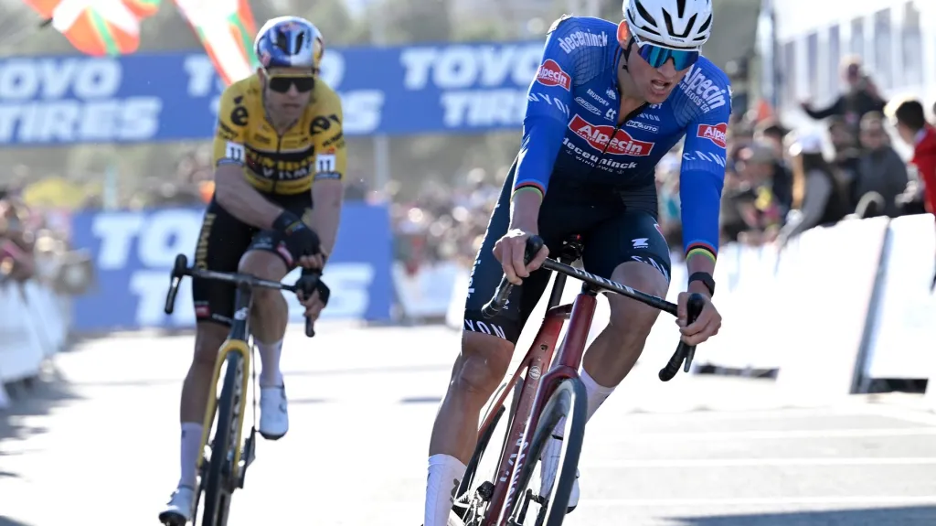 Van der Poel a Wout van Aert