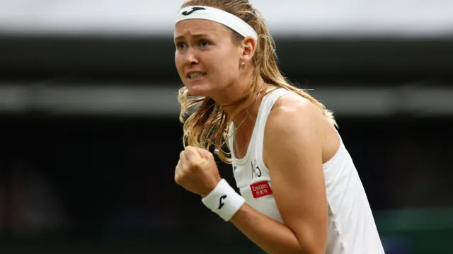 Bouzková opět na Wimbledonu zdolala Garciaovou