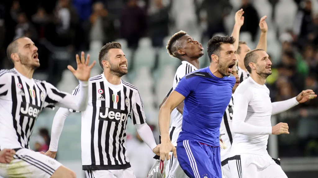 Slavící fotbalisté Juventusu