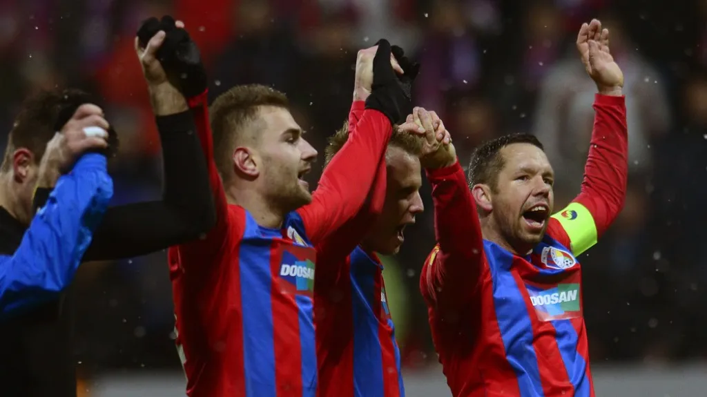 Radost hráčů Plzně po postupu přes Neapol