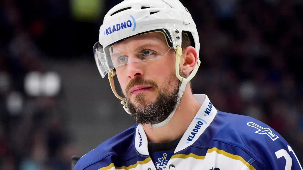 Hokejový útočník Kladna Petr Vampola