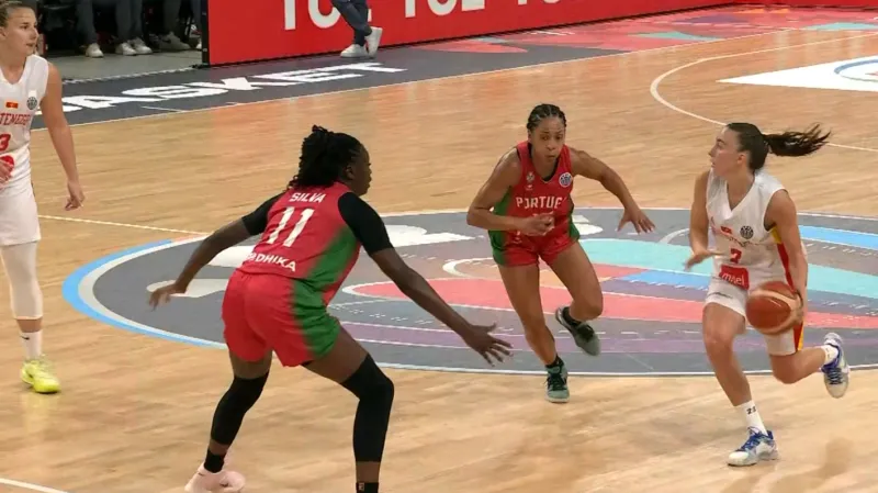 Závěr utkání Černá Hora – Portugalsko