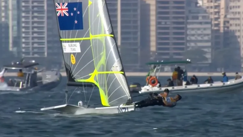 Sestřih medailových soubojů jachtařů a jachtařek