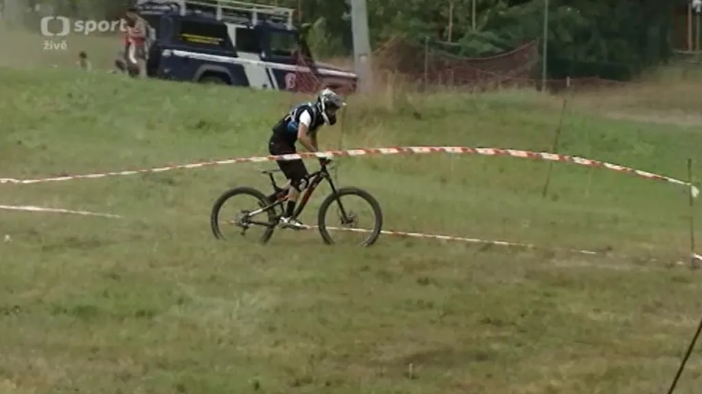 Další část Enduro série vyhrál Fikejz