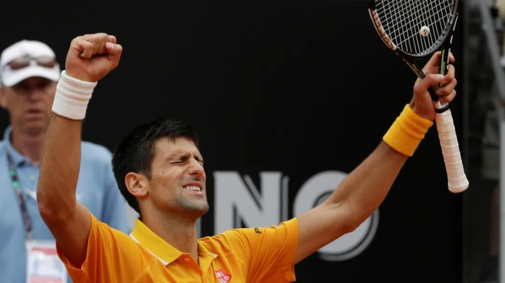 Novak Djokovič slaví triumf v Římě