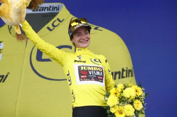 Marianne Vosová ve žlutém trikotu