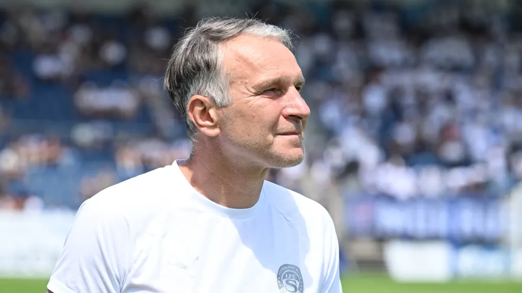 Roman Skuhravý