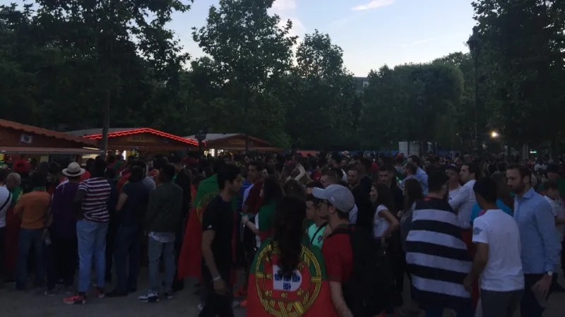 Fanzóna Eura v Paříži