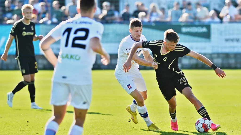 Zprava Michal Ševčík ze Sparty a Erik Otrísal z Líšně