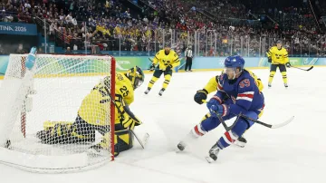 Sestřih čtvrtfinále USA – Švédsko