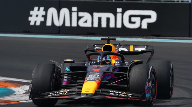 Velkou cenu Miami vyhrál Verstappen před Pérezem