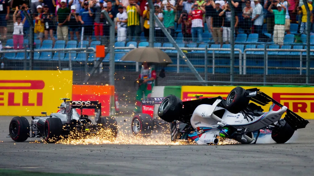 Felipe Massa během kolize