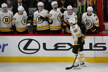 David Pastrňák se spoluhráči