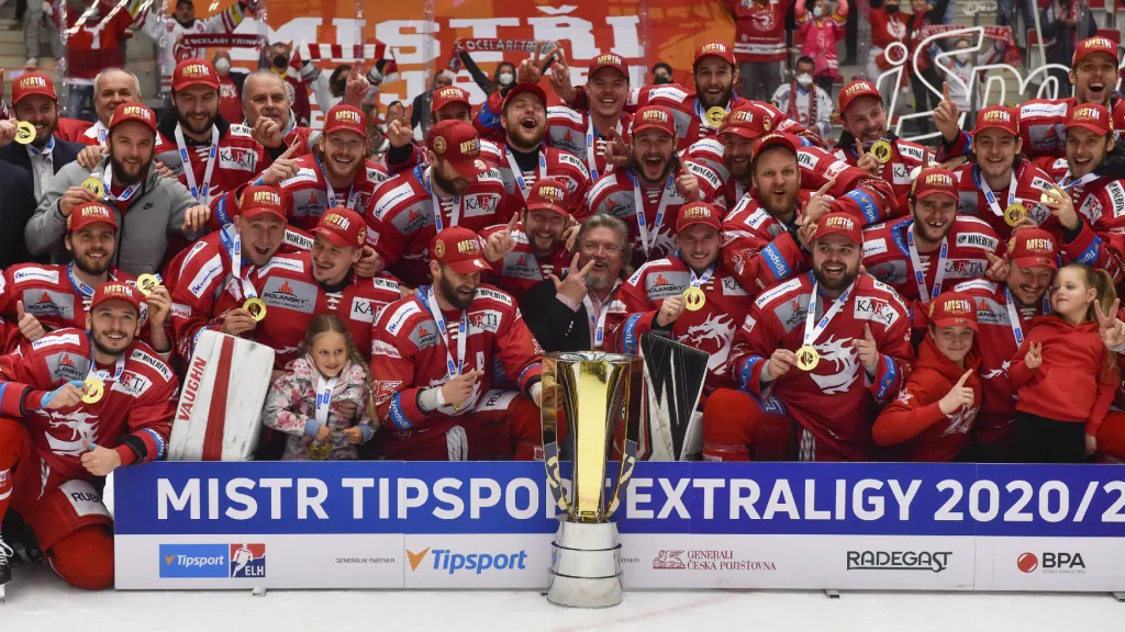 Oceláři Třinec - vítězové extraligy pro sezonu 2020/2021 