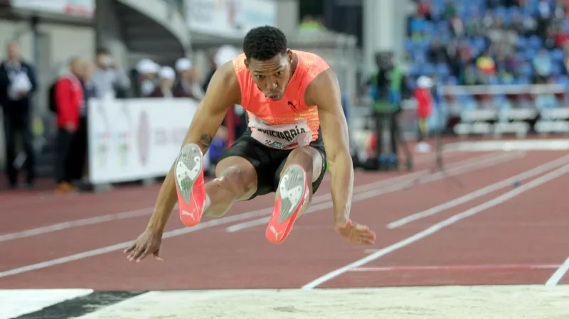 Dálkař Echevarría doletěl na Diamantové lize v Rabatu na 834 centimetrů