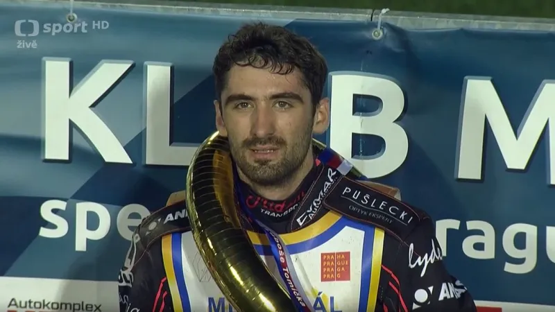 Jan Kvěch před domácím publikem vítězí na Tomíčkově memoriálu