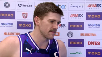 Závěr utkání Děčín – Slavia Praha s ohlasy