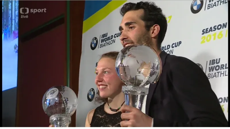 Biatlonisté zakončili sezonu oslavou v týmovém hotelu