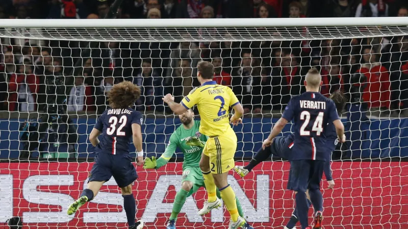 Branislav Ivanovič skóruje proti PSG
