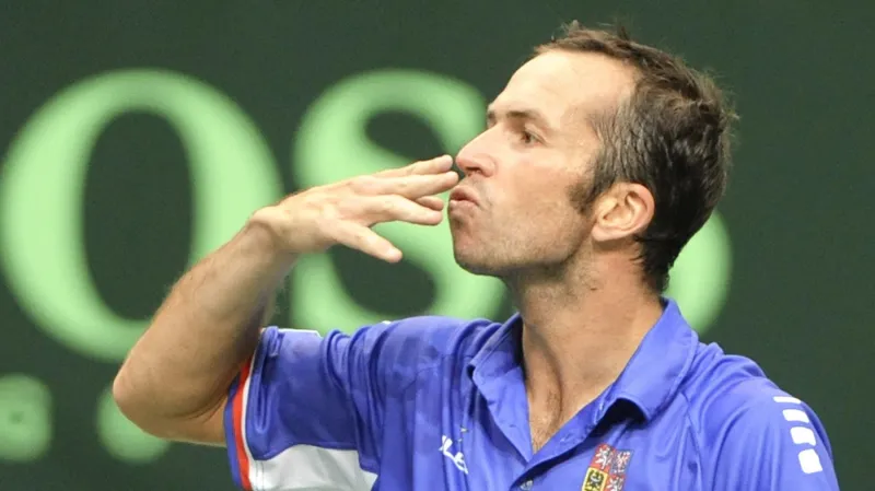 Radek Štěpánek slaví vítězství nad Seppim