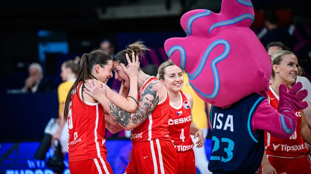Radost českých reprezentantek po postupu do čtvrtfinále ME