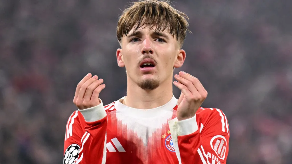 Lennart Karl v dresu Bayernu Mnichov