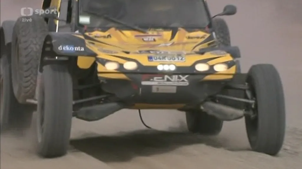 Plechatý přesedlá na Dakaru do automobilu k Macháčkovi