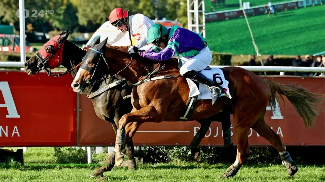 Ve finiši Velké pardubické selhala obsluha cílové fotografie