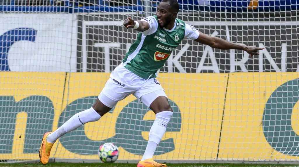 Jablonecký Jawo se raduje z gólu v Teplicích