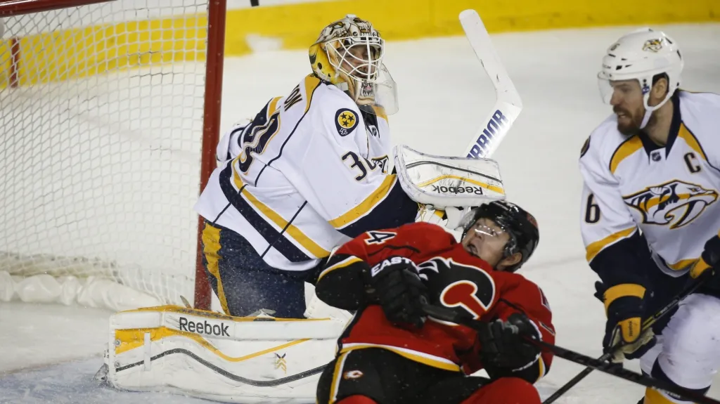 Jiří Hudler v utkání s Nashville