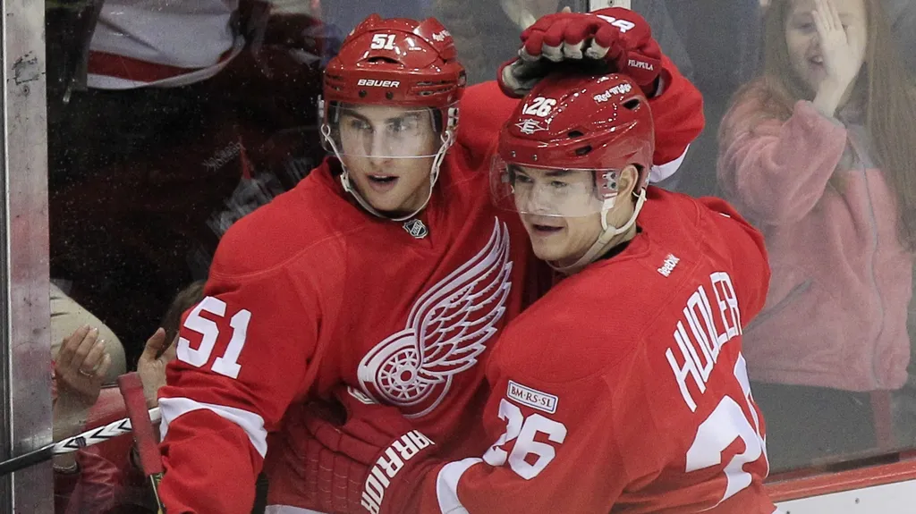 Jiří Hudler se raduje z branky