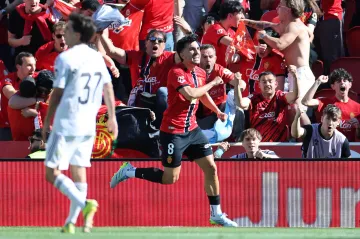 Radující se Manu Morlanes