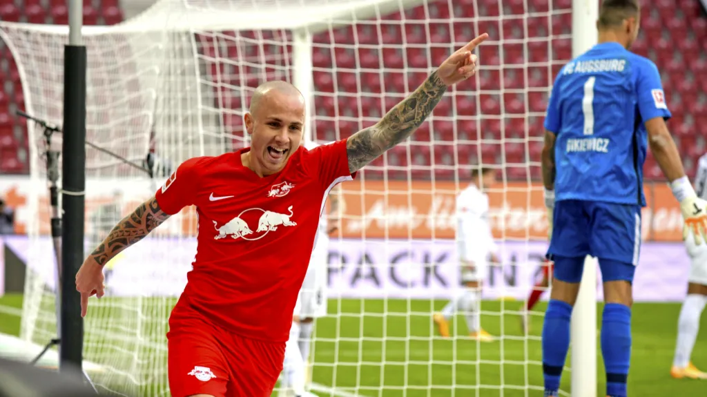 Angeliňo se raduje z gólu