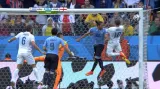 Šance v utkání Uruguay - Anglie: Rooney trefil smolně spojnici (31. min.)