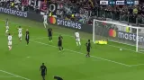 Gól v utkání Juventus - Monako: Mandžukič - 1:0 (33. min.)
