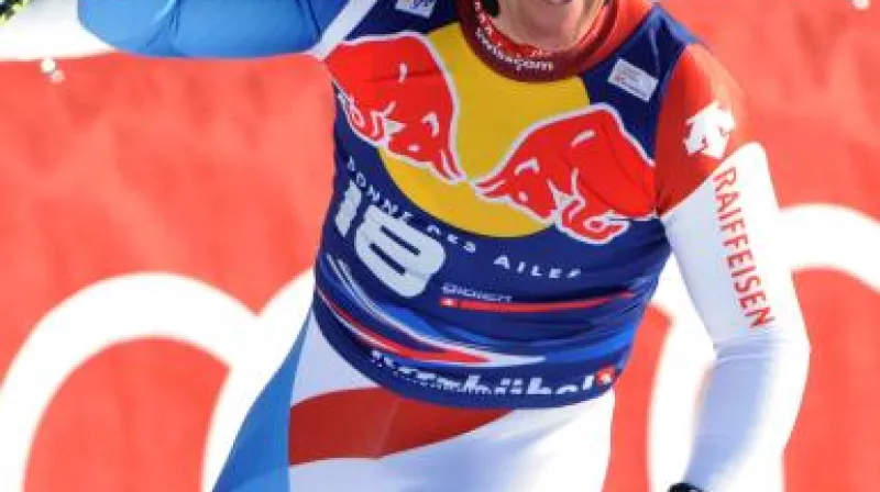 Didier Cuche kraluje legendárnímu Kitzbühlu