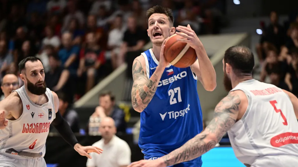 Vít Krejčí v přípravném utkání basketbalistů Česko - Gruzie