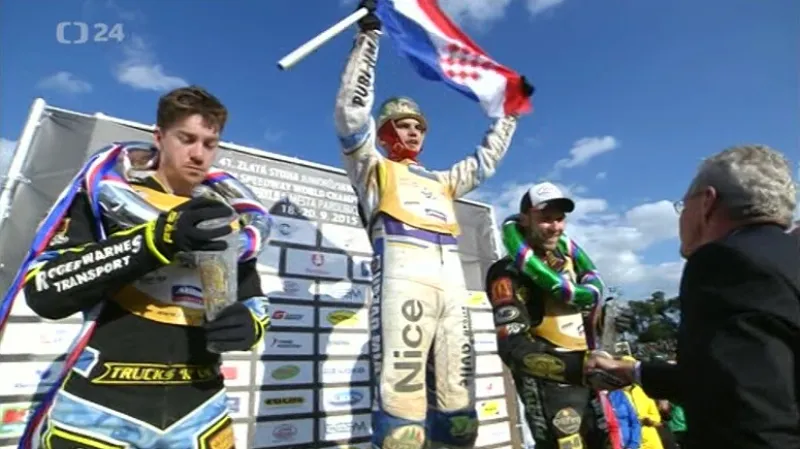 67. Zlatou přilbu ovládl Chorvat Pavlic