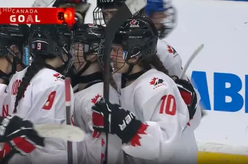 Hokejistky do 18 let budou hrát po debaklu od Kanady o bronz