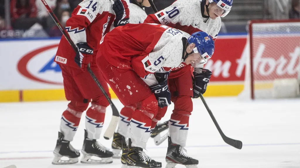 David Jiříček v bolestech po zranění kolene