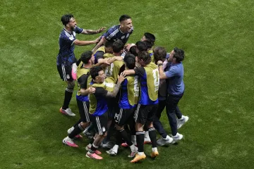Fotbalisté Argentiny oslavují