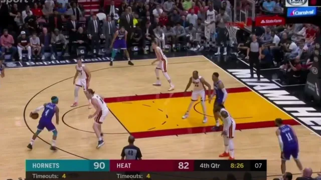 Marjanovič zastínil Dončiče a dovedl Dallas k vítězství